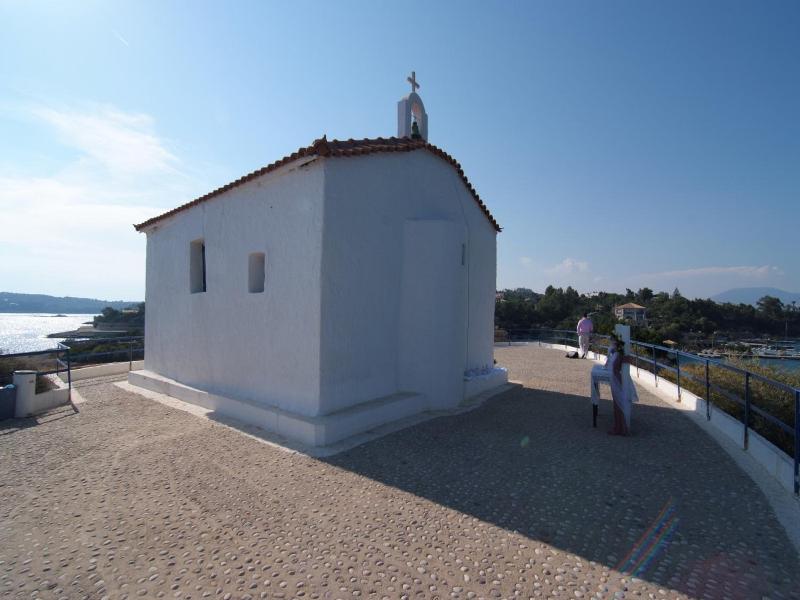 Epavlis Resort image