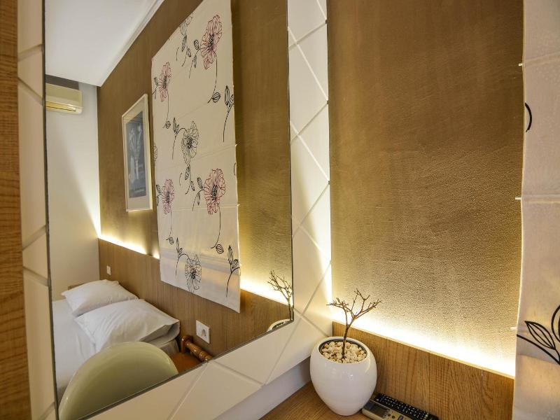 Epavlis Resort image