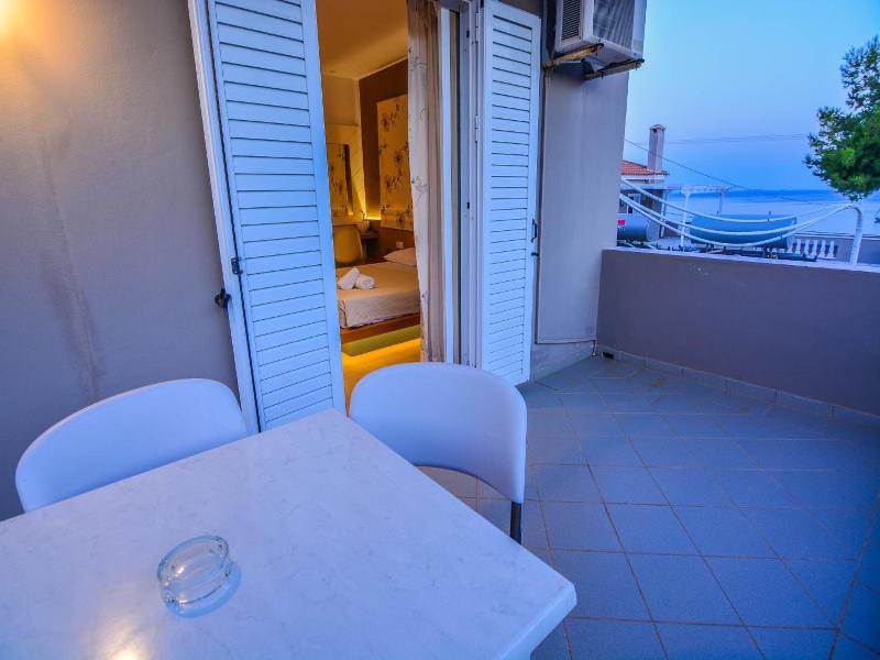 Epavlis Resort image