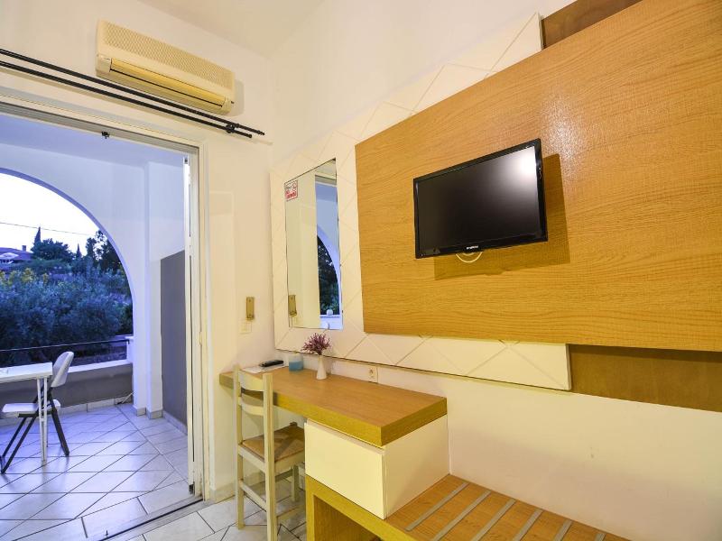 Epavlis Resort image