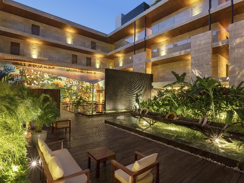 The Yucatan Playa del Carmen Tapestry Collection — general view