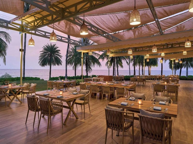 Sheraton Phu Quoc Long Beach Resort image