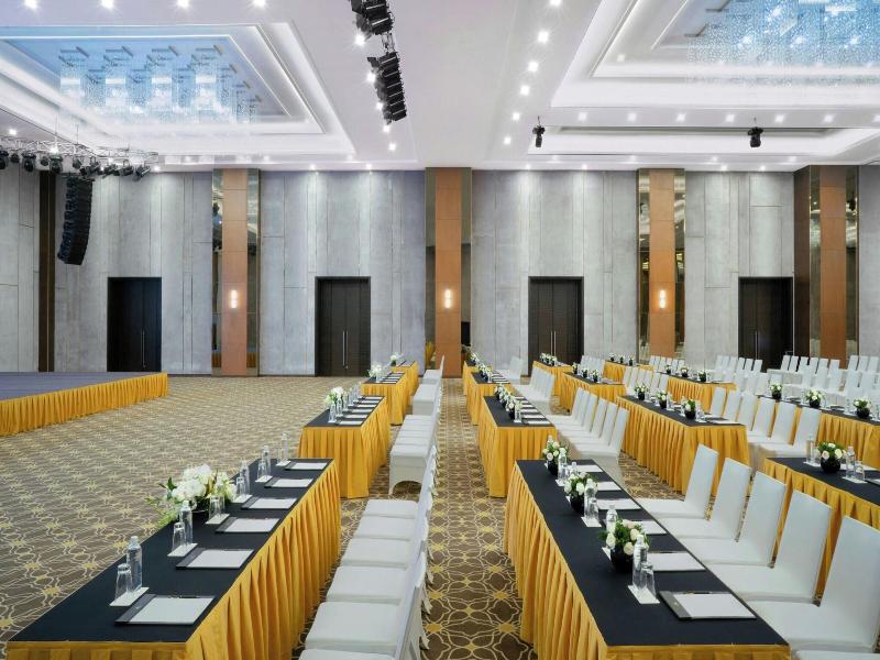 Sheraton Phu Quoc Long Beach Resort image