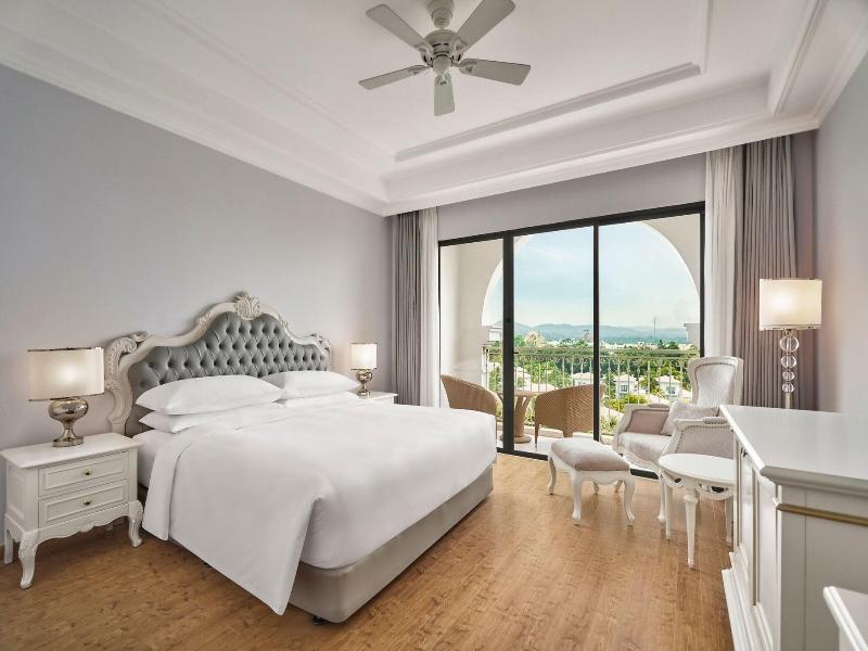 Sheraton Phu Quoc Long Beach Resort image