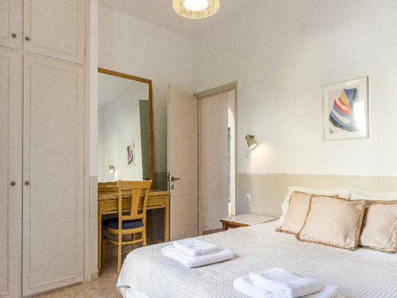 BOHOTEL Eleonas & Annex Apartments image