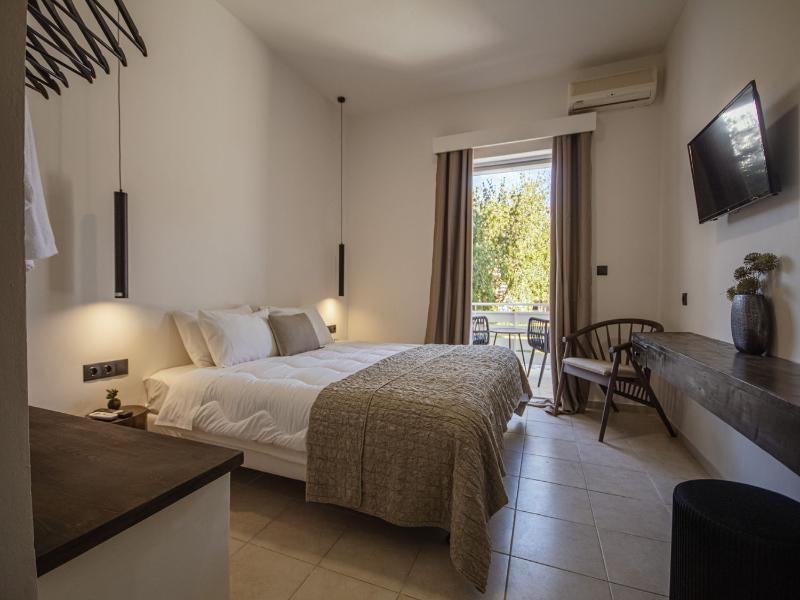 BOHOTEL Eleonas & Annex Apartments image