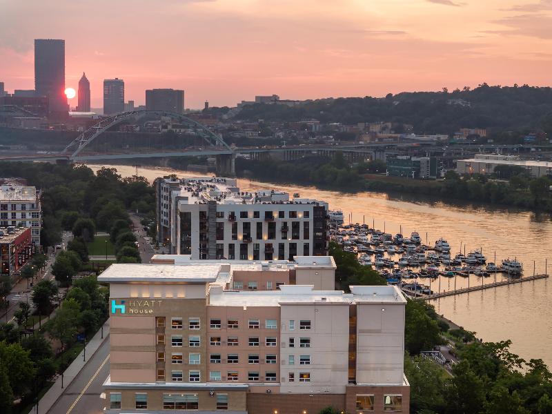 Hyatt House Pittsburgh-South Side image
