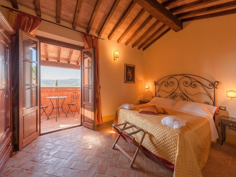 HOTEL SATURNO FONTE PURA image