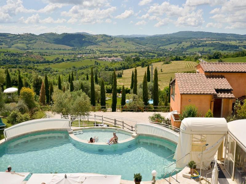 HOTEL SATURNO FONTE PURA image