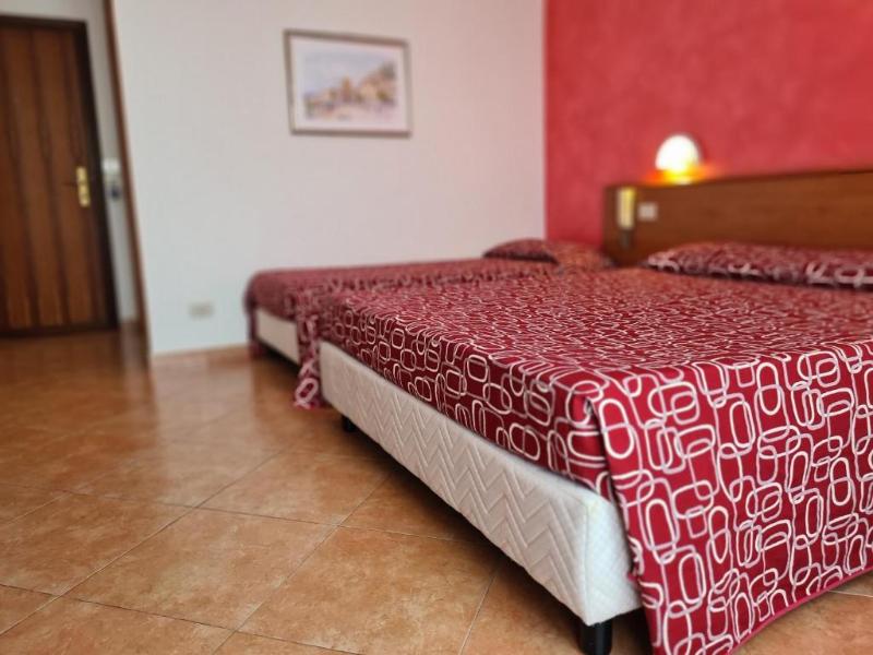 Hotel Alexander image