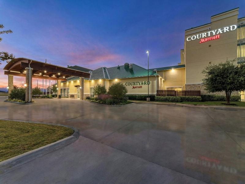 Courtyard Abilene Northeast image