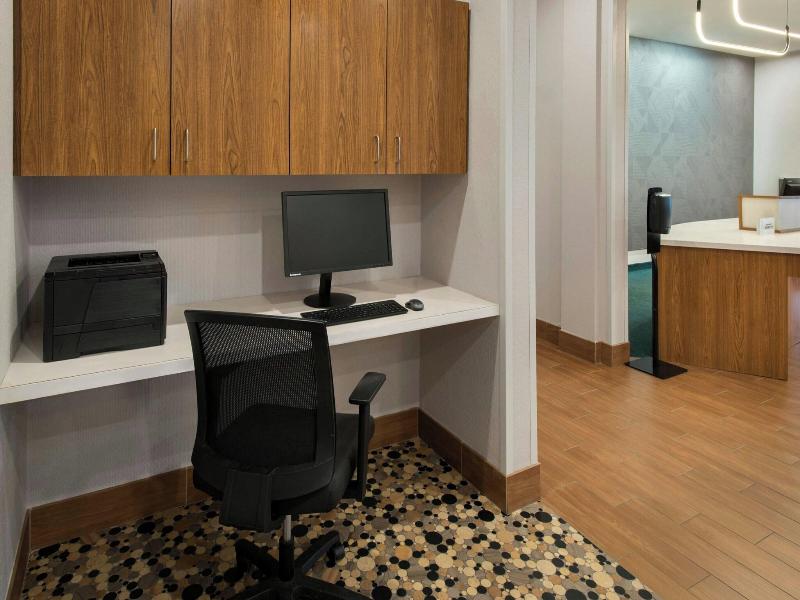 SpringHill Suites Buffalo Airport image