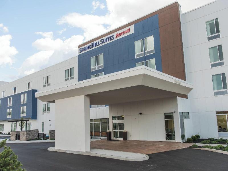 SpringHill Suites Buffalo Airport image
