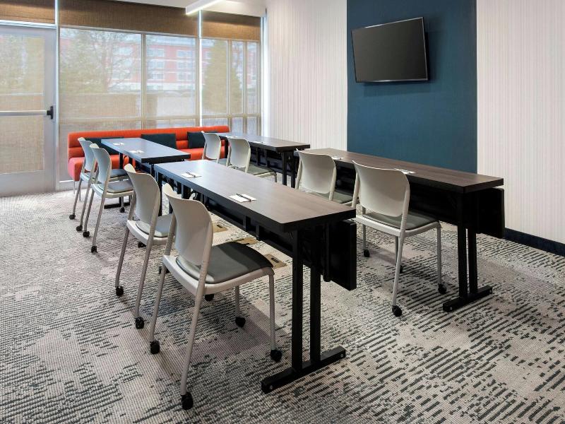 SpringHill Suites Buffalo Airport image