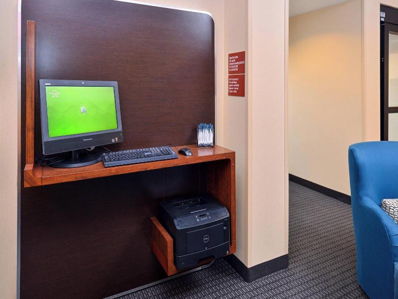 Towneplace Suites Detroit Commerce image