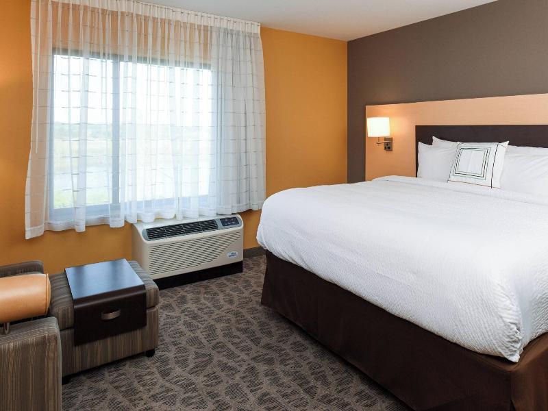 Towneplace Suites Detroit Commerce image