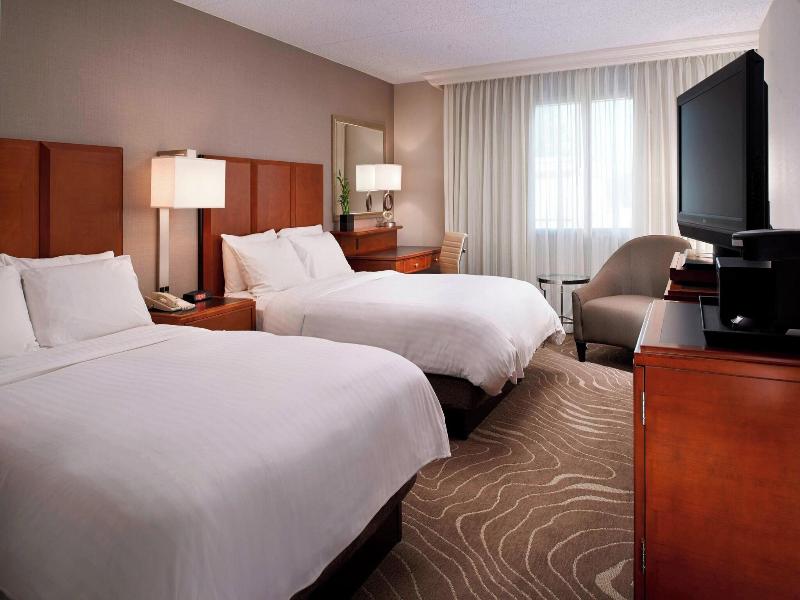 Detroit Metro Airport Marriott image