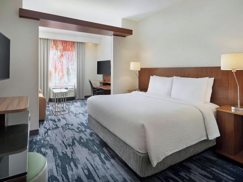 Fairfield Inn & Suites Niagara Falls image
