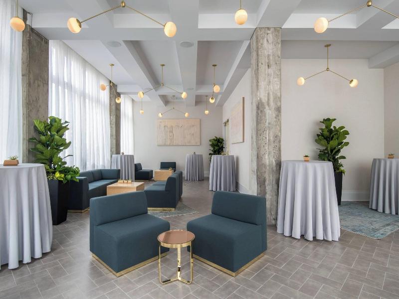 Hi-Lo Hotel, Autograph Collection image