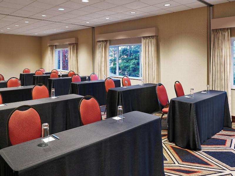 Four Points By Sheraton Bellingham H & Conference image