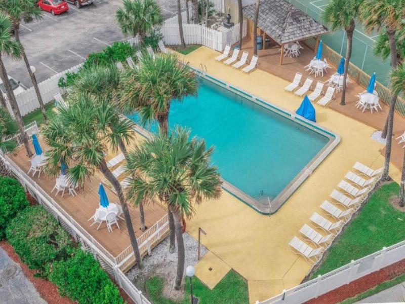 Turtle Reef Club image