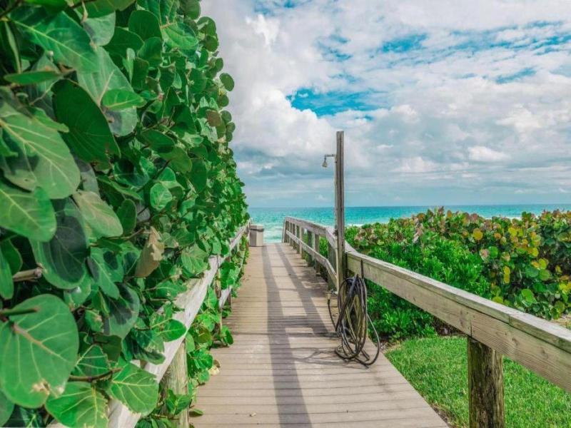 Turtle Reef Club image