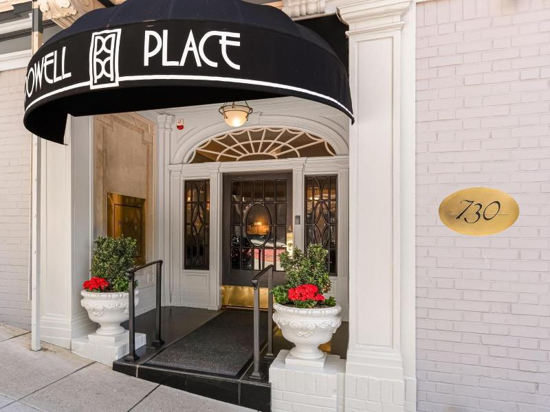 Powell Place City image