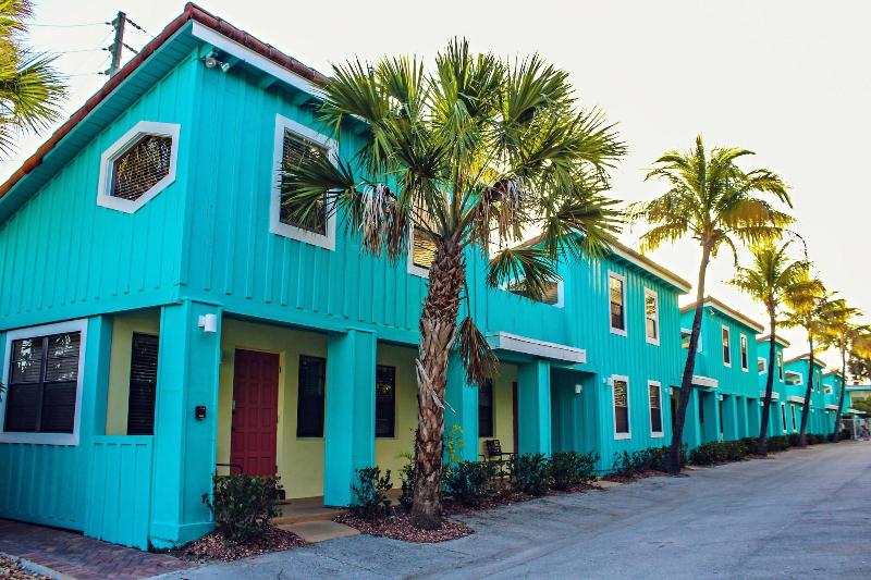 Sand Dune Shores, a VRI resort image