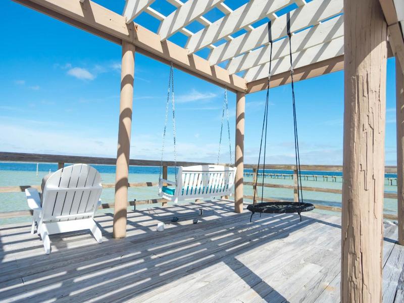 Holiday Beach Resort-Soundside — exterior view
