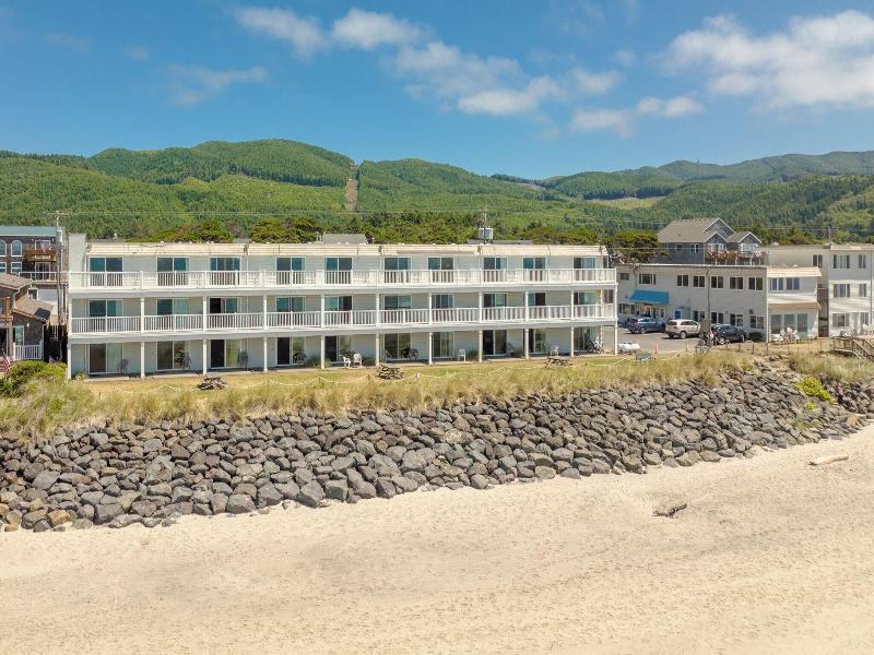Rockaway Beach Resort image