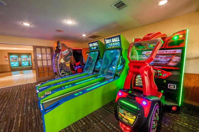 Holiday Inn Club Vac Hill Country Resort at Canon image