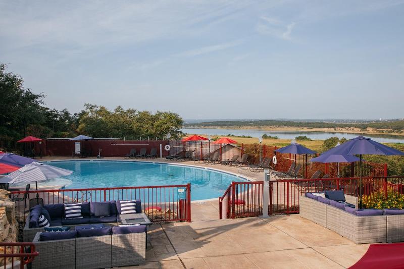 Holiday Inn Club Vac Hill Country Resort at Canon image