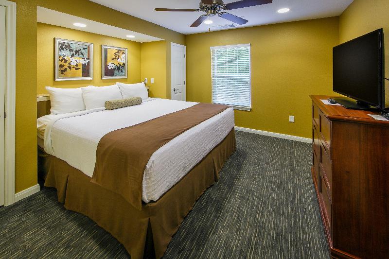 Holiday Inn Club Vac Hill Country Resort at Canon image