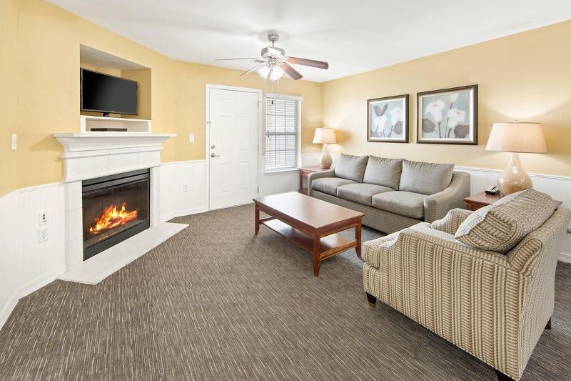 Holiday Inn Club Vac Hill Country Resort at Canon image