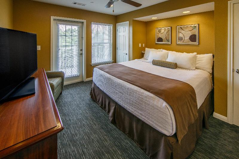 Holiday Inn Club Vac Hill Country Resort at Canon image