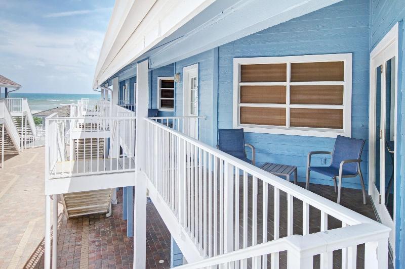 New Smyrna Waves By Exploria Resorts image