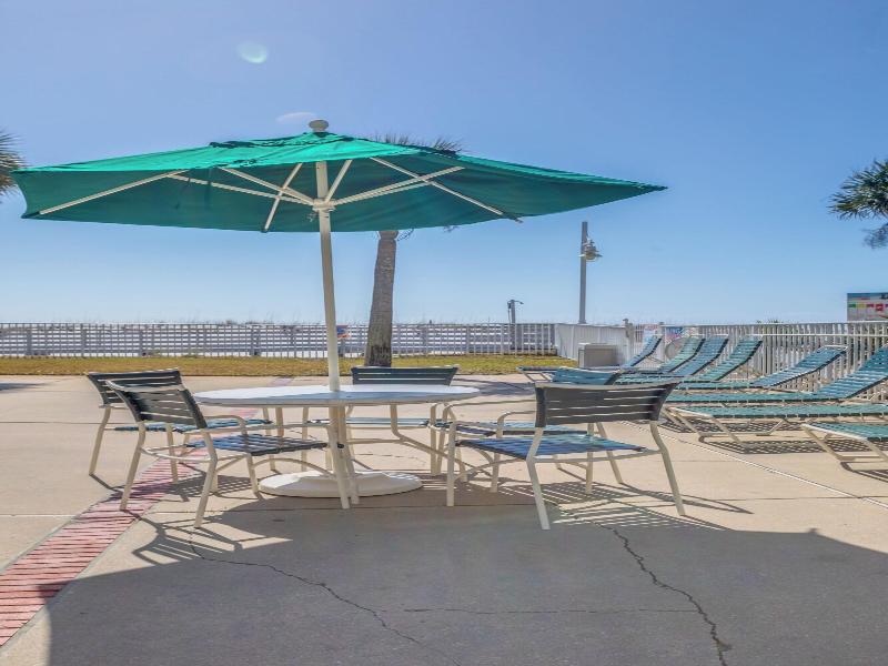 Holiday Beach Resort-Destin