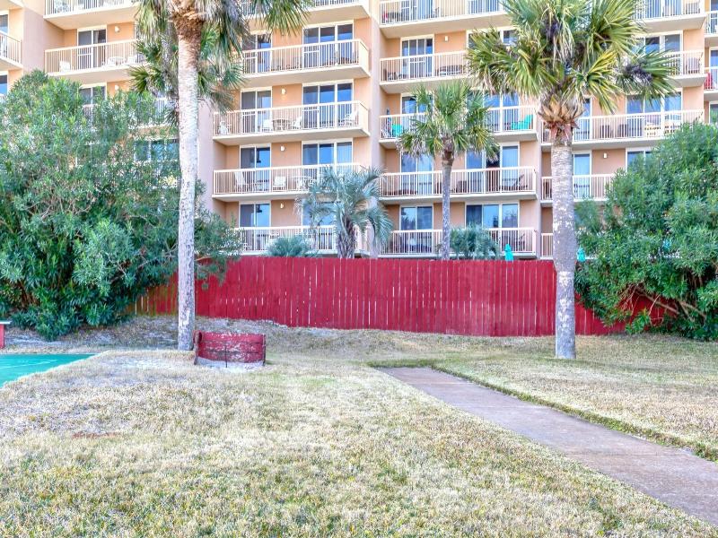 Holiday Beach Resort-Destin