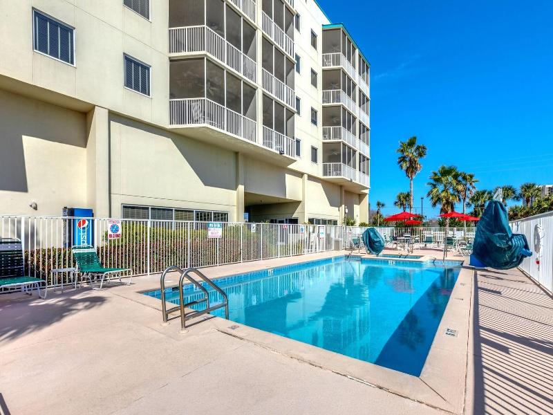 Holiday Beach Resort-Destin