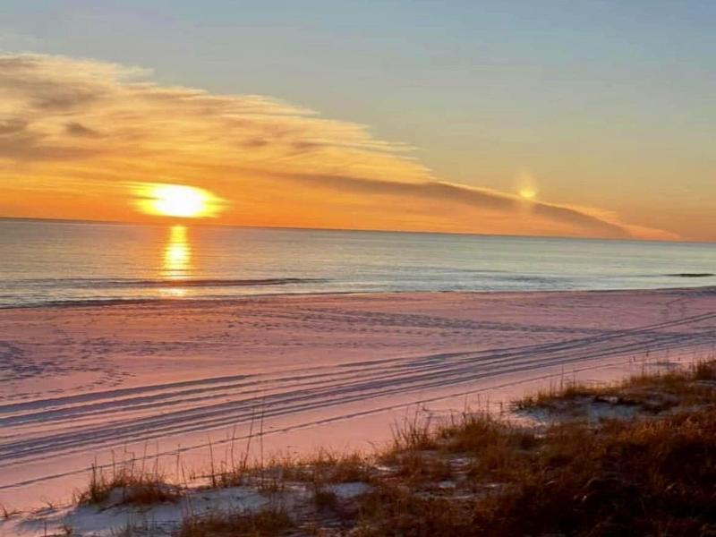 Holiday Beach Resort-Destin — photo 19