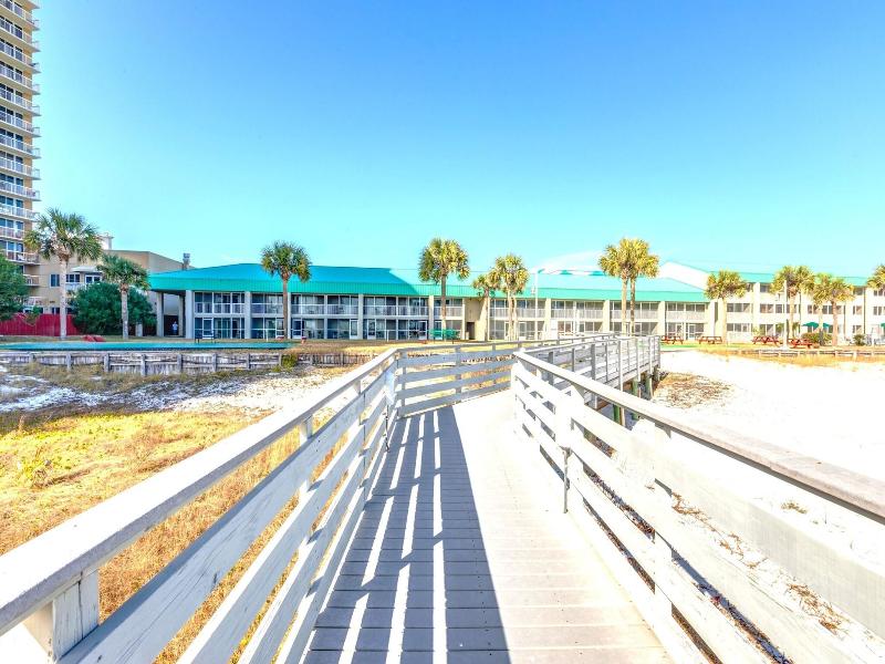 Holiday Beach Resort-Destin — photo 76