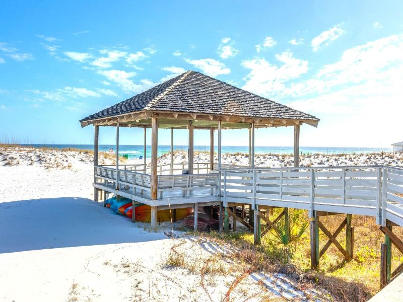 Holiday Beach Resort-Destin — photo 56