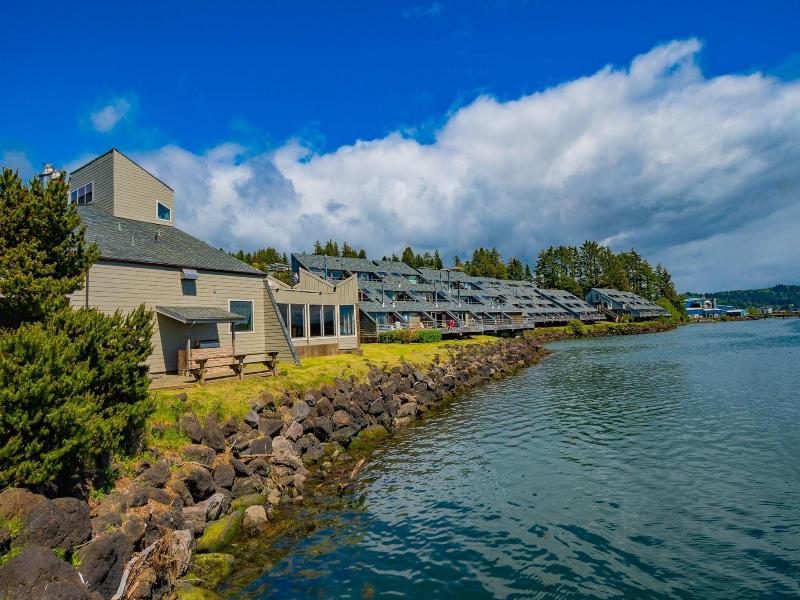 Embarcadero-World Wide Vacations Club