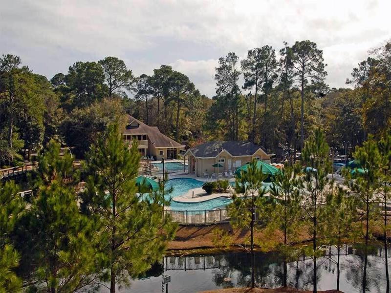 Island Links Resort image