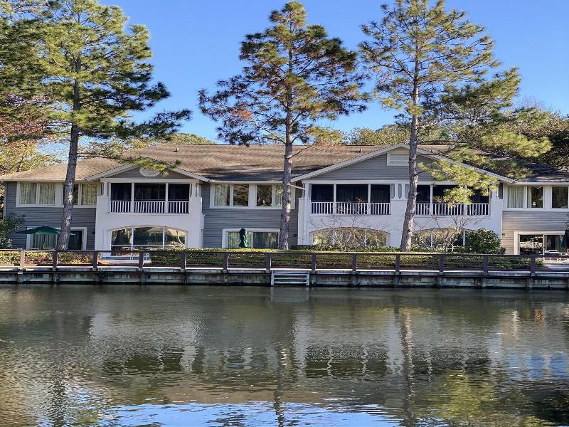 Island Links Resort image