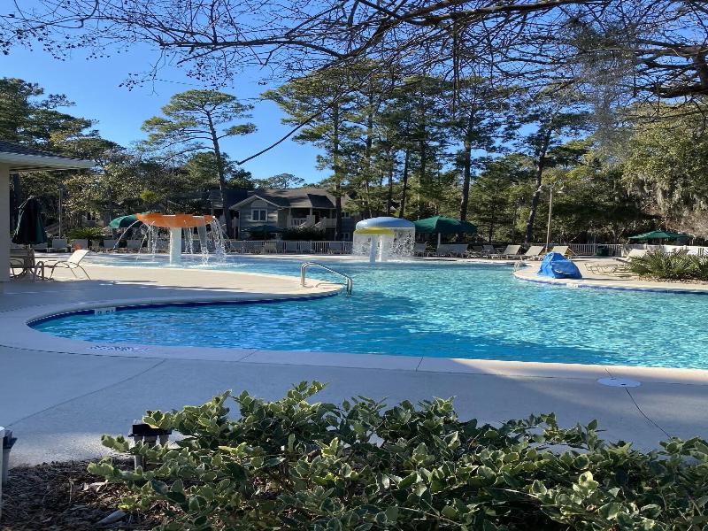 Island Links Resort image