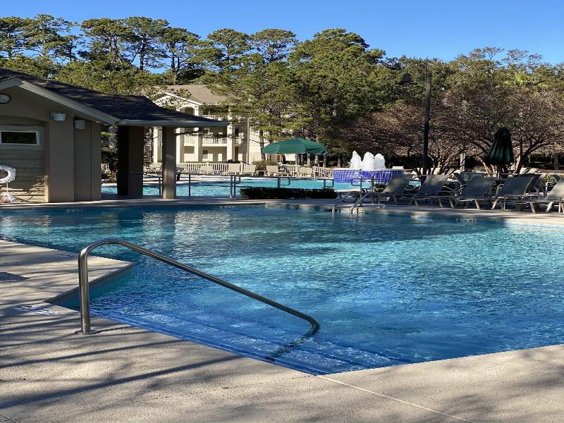 Island Links Resort image