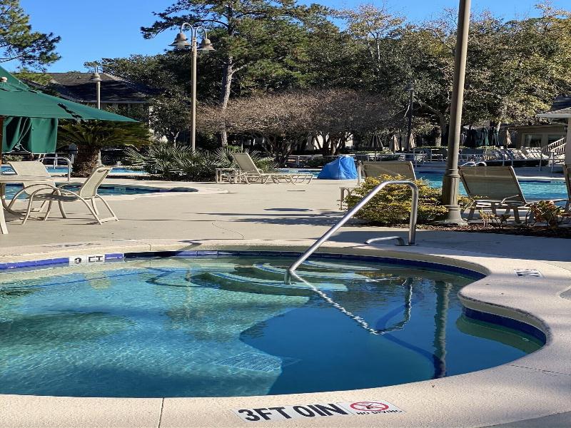Island Links Resort image