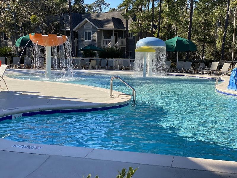 Island Links Resort image