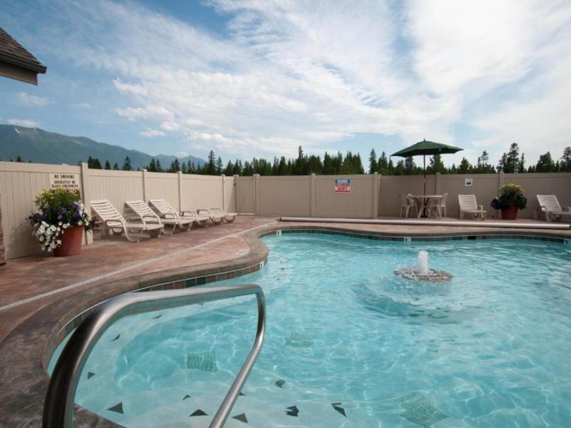 Meadow Lake Golf and Ski Resort image